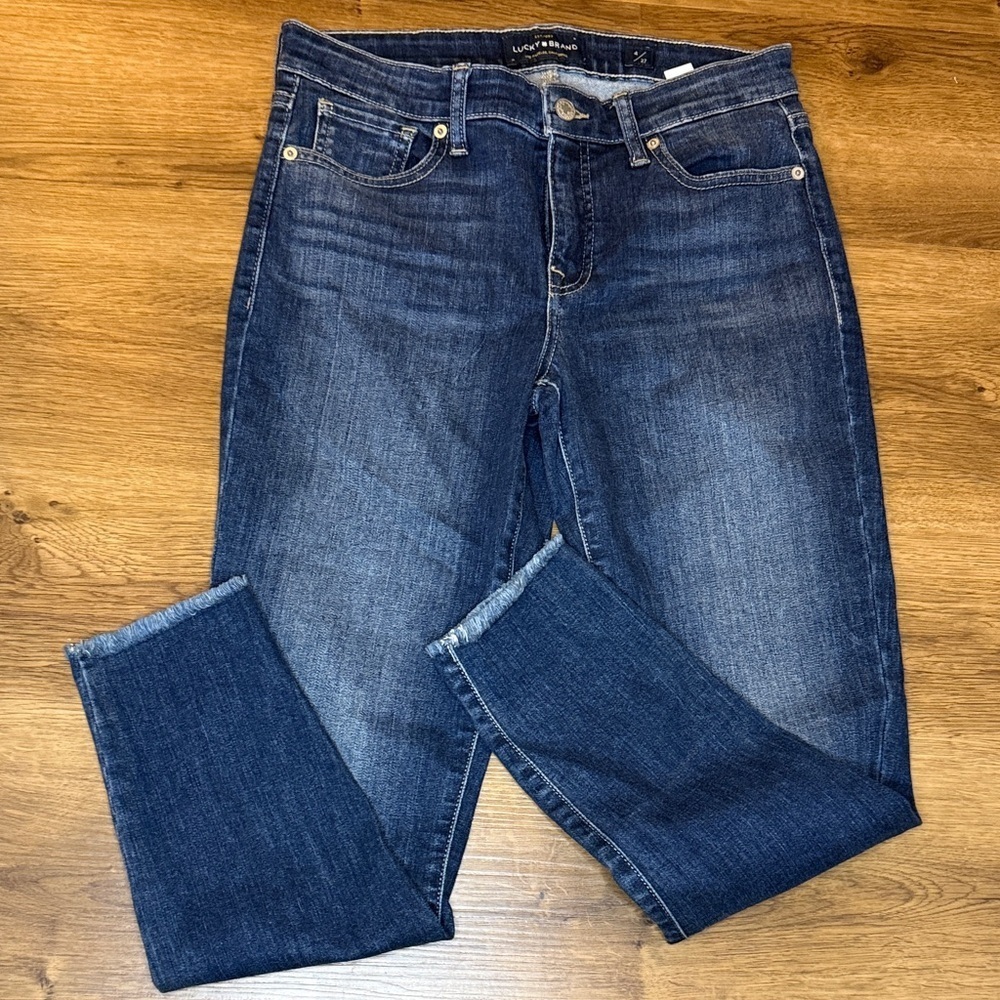 Lucky Brand Ava Skinny Jeans Whisker Faded Raw Hem Dark Wash Women’s 4/27 Casual
